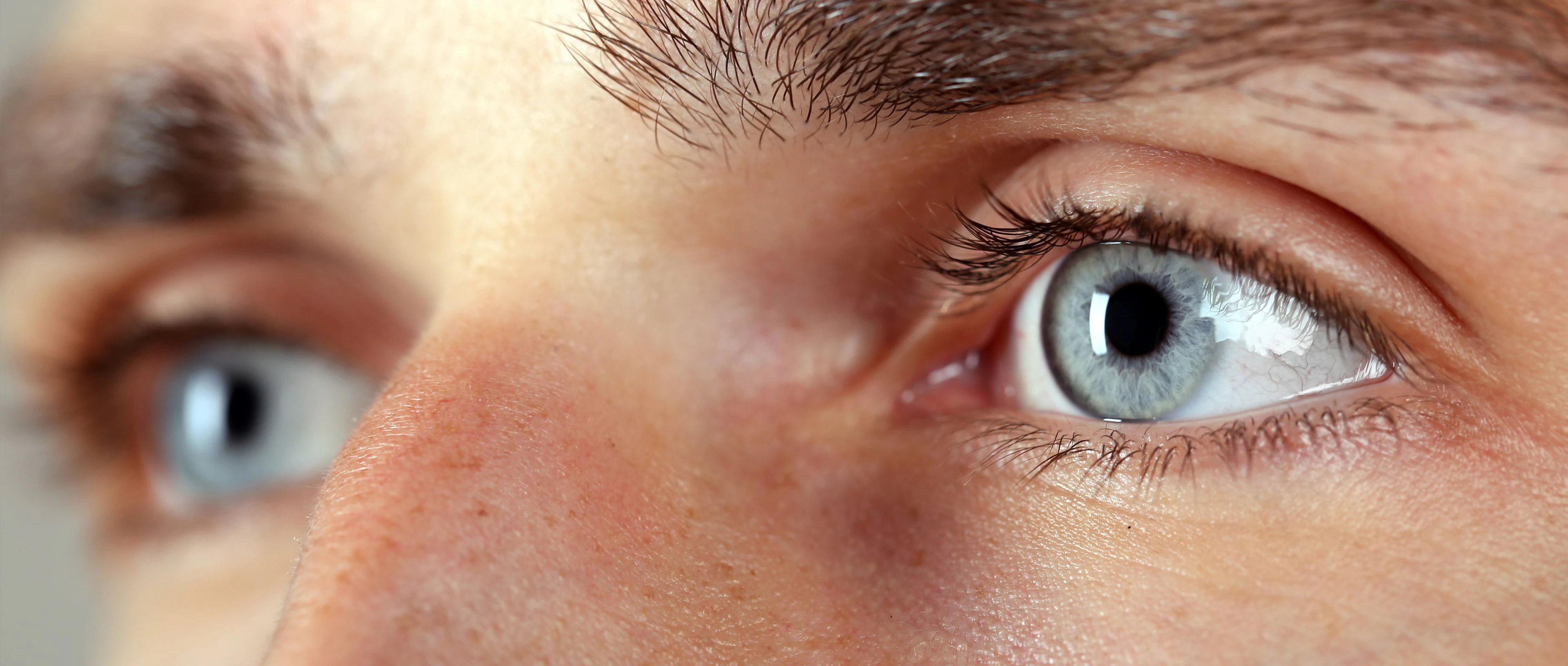 yeux bleus