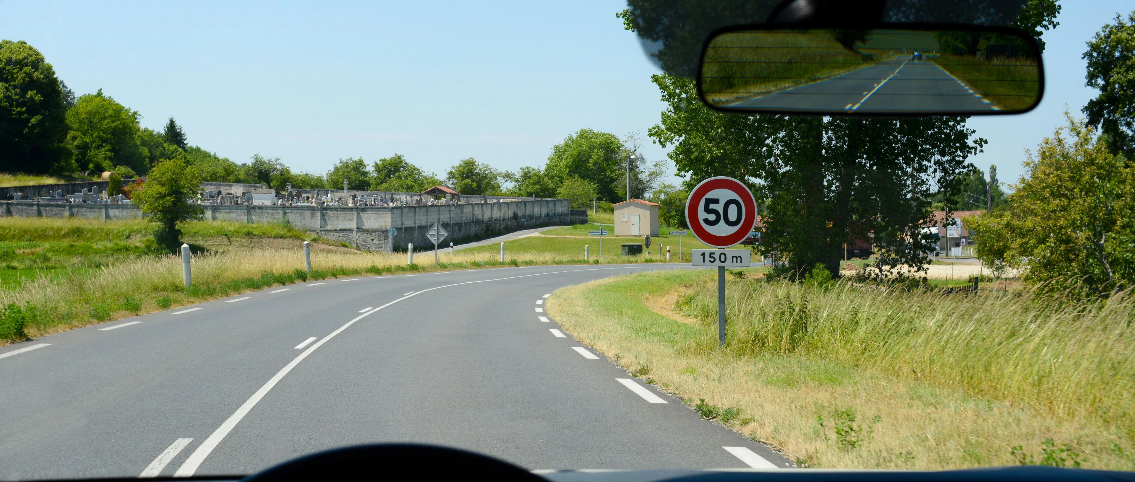 virage dans une zone 50