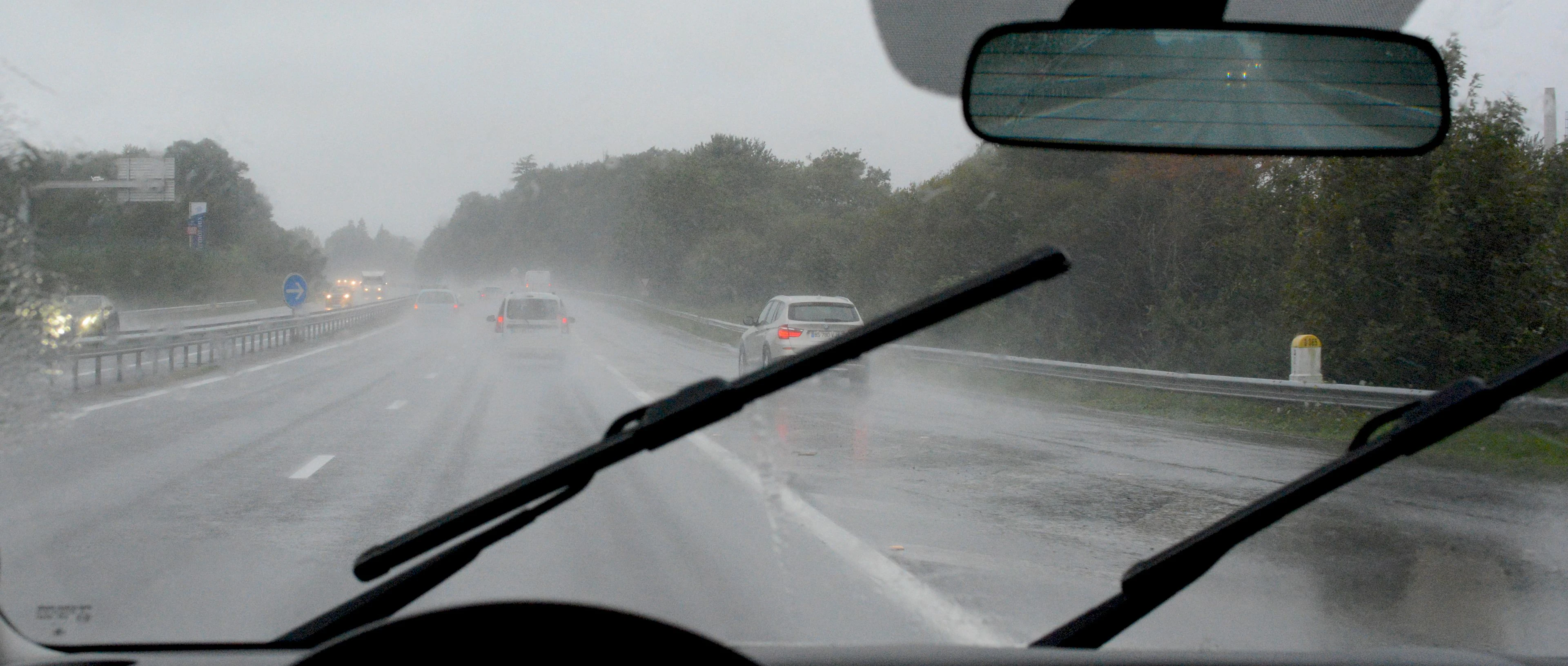 conduire avec de la pluie