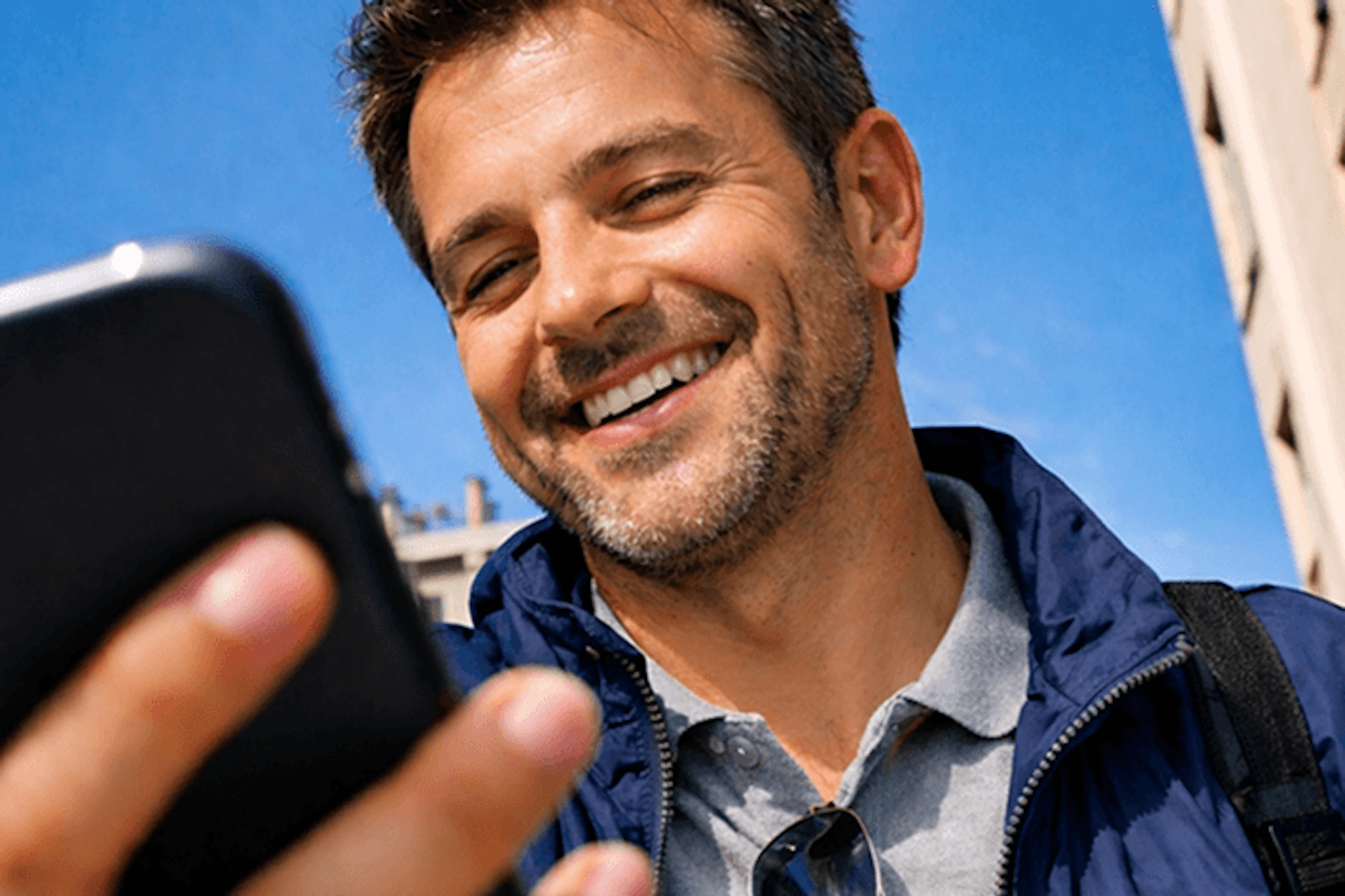 moniteur_phone_3x2.png