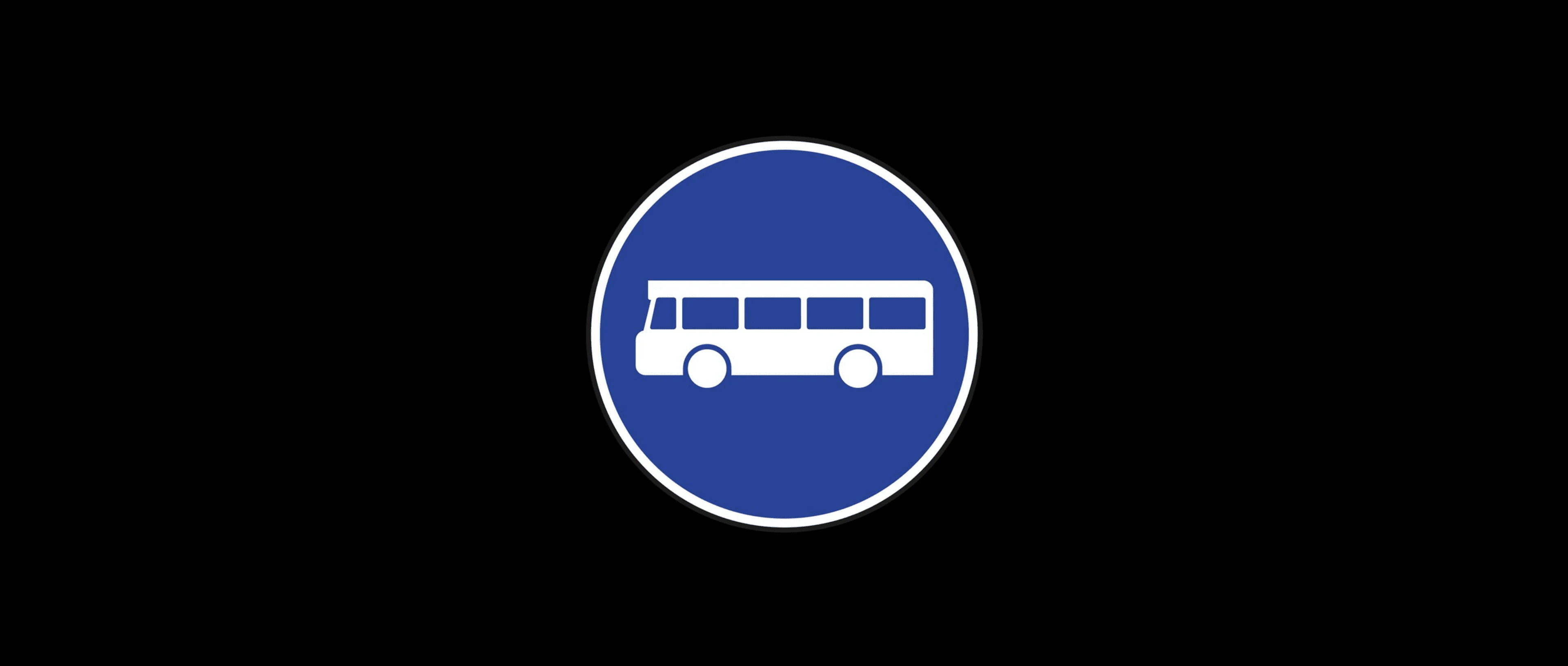 Un panneau de voie pour les transports en commun