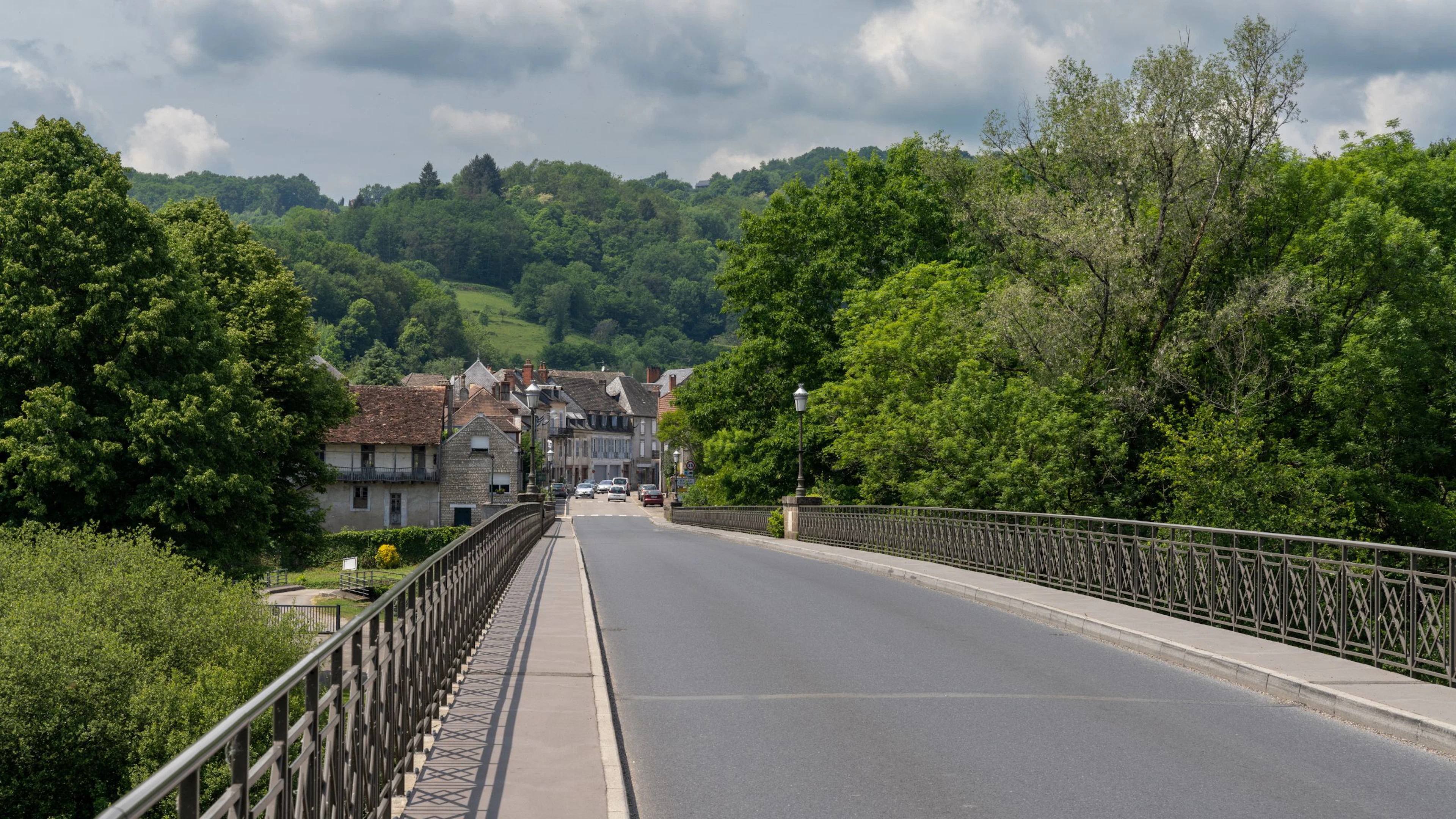 Image d'une route de province