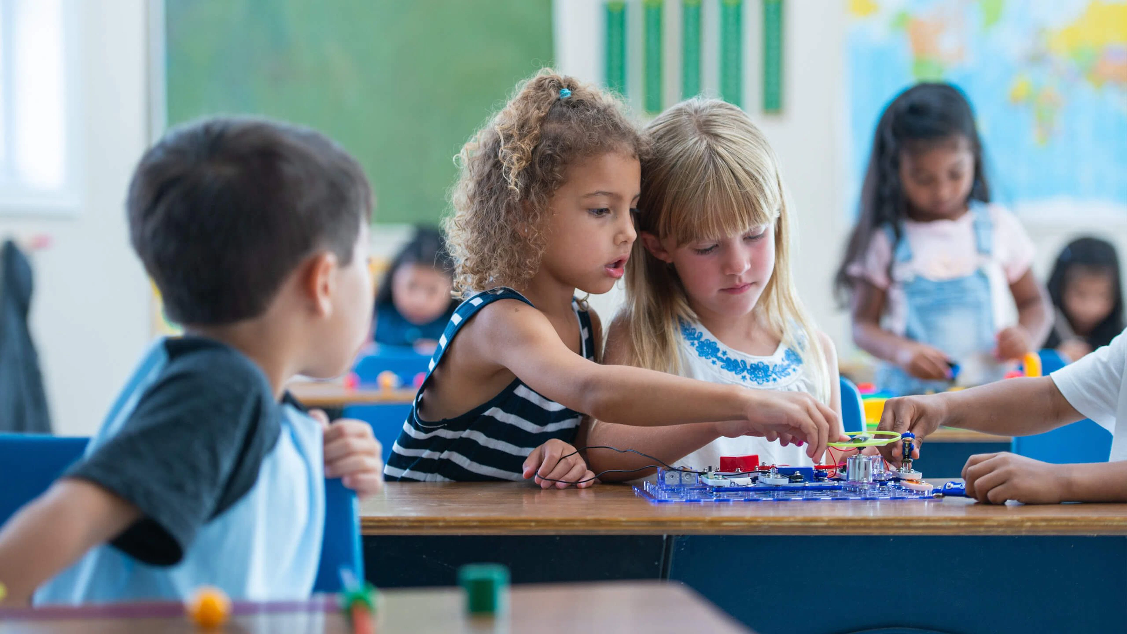 Enfants en classe