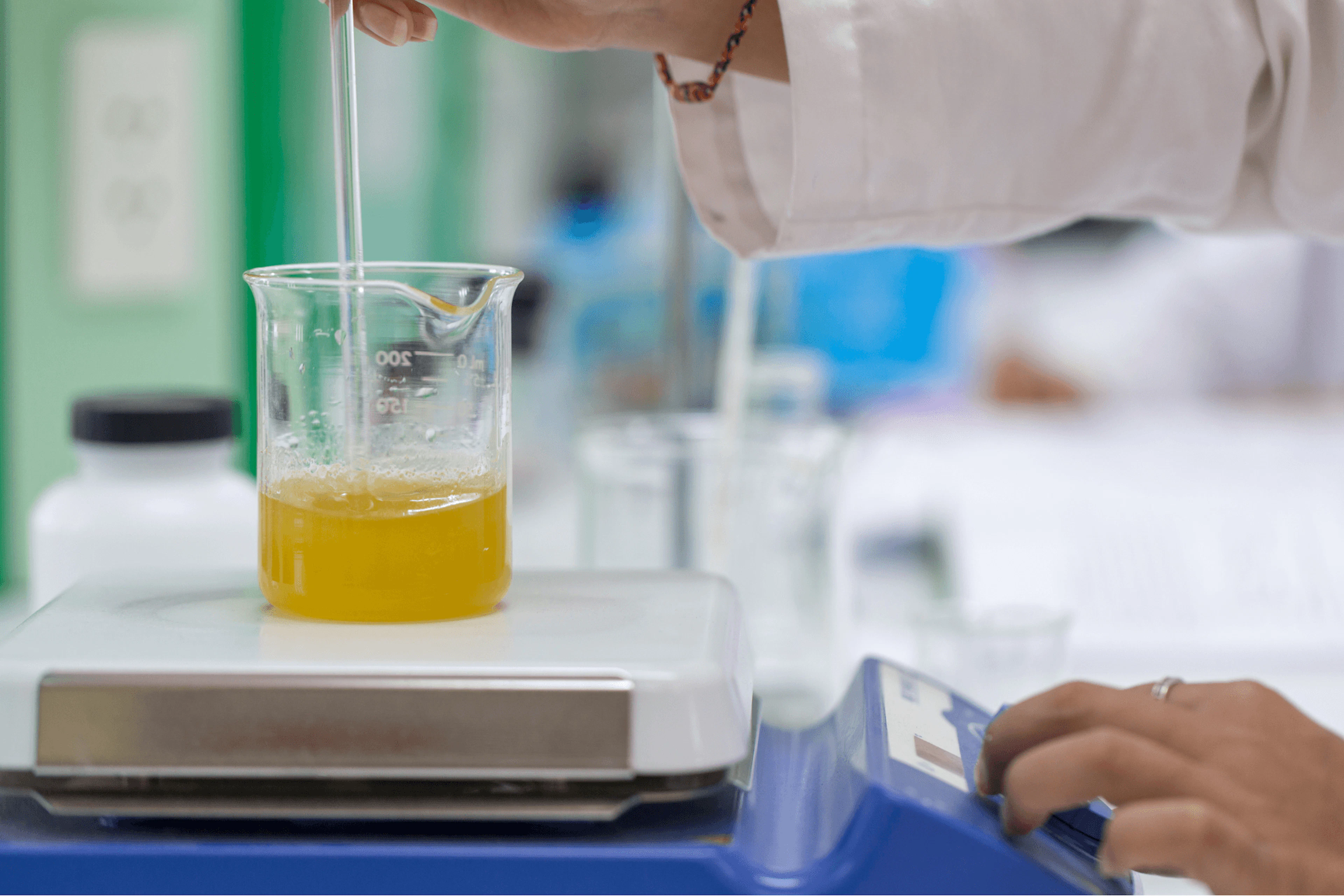 Processus de production du biocarburant, le biodiesel, en laboratoire